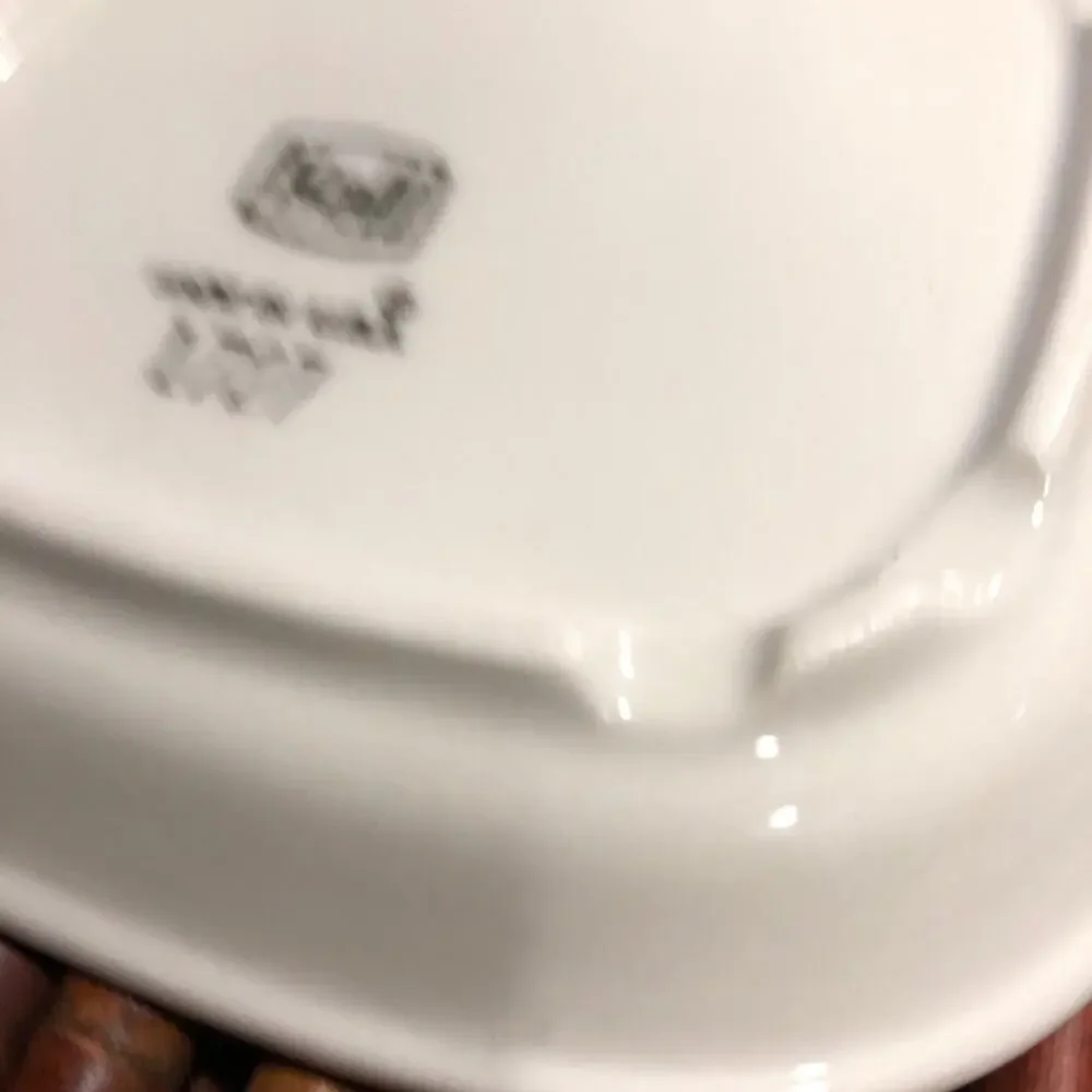 Hall Pottery USA 1727‎ Small Plate